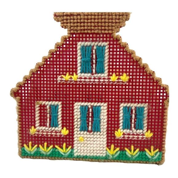 Handmade Plastic Canvas Red House Napkin Holder Country Cottage Core Boho Kitsch - Picture 3 of 9